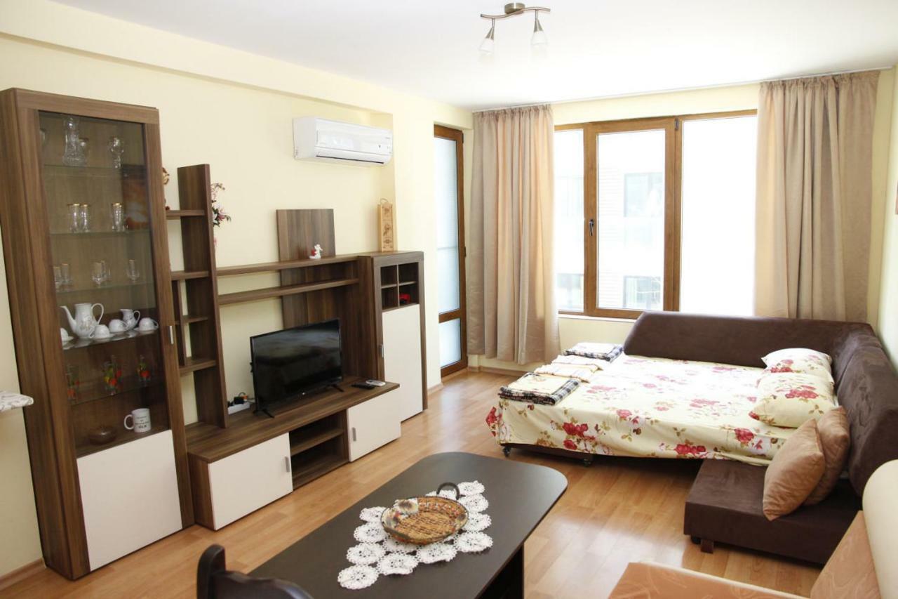 Apartment Rosi Pomorie Exterior photo